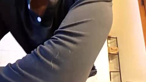 Snapshot of longbbc719 chatting on March 6, 2026, 8:38 pm longbbc719 online show from March 6, 2026, 8:38 pm