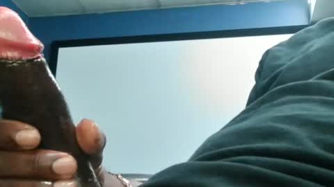 Snapshot of longblack37 chatting on December 30, 2024, 1:26 am slim reaper online show from December 30, 2024, 1:26 am