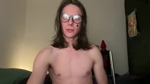 Snapshot of longdickelijah chatting on April 21, 2026, 3:13 am longdickelijah online show from April 21, 2026, 3:13 am