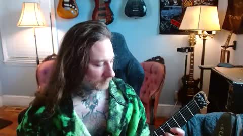 Snapshot of longhair021 chatting on February 24, 2026, 4:38 pm longhair online show from February 24, 2026, 4:38 pm