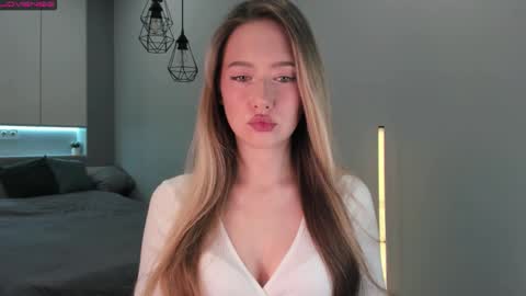 Snapshot of longoriaeva chatting on November 29, 2025, 3:26 pm Eva online show from November 29, 2025, 3:26 pm