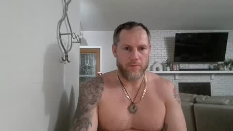 Snapshot of longstrokin8869 chatting on June 18, 2026, 4:02 am Bradsobad88 online show from June 18, 2026, 4:02 am