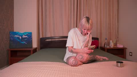  Adele Ellie and Lou   Sally Dana and Bonnie online show from November 26, 2025, 2:07 pm