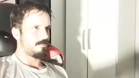 Lucas online show from February 17, 2025, 6:37 pm