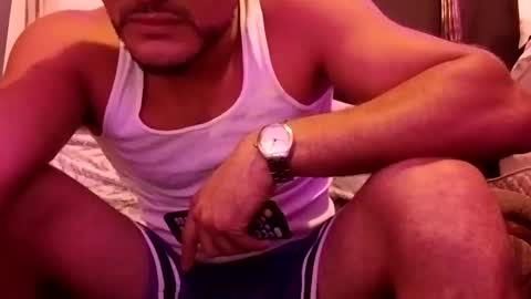 lookhim25 online show from April 11, 2026, 6:07 am