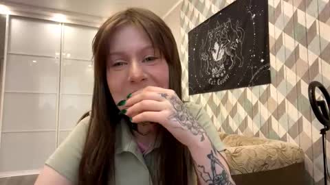 EVA online show from October 21, 2025, 9:10 am