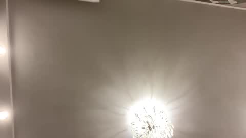 EVA online show from November 1, 2025, 3:36 pm