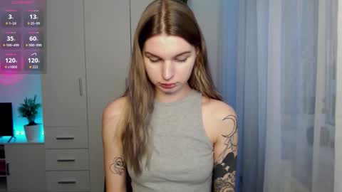 Luna online show from November 24, 2025, 12:49 pm