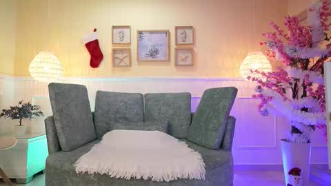 Loona Nyx online show from December 3, 2025, 11:30 am