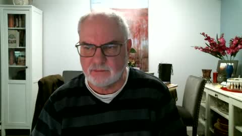 loop102 online show from February 8, 2025, 6:22 pm