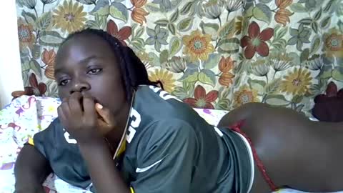 Snapshot of lora_amor chatting on June 29, 2026, 1:11 pm lora_amor online show from June 29, 2026, 1:11 pm
