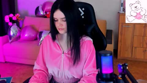 Snapshot of lora_cain chatting on February 22, 2025, 2:19 pm Lora Cain online show from February 22, 2025, 2:19 pm