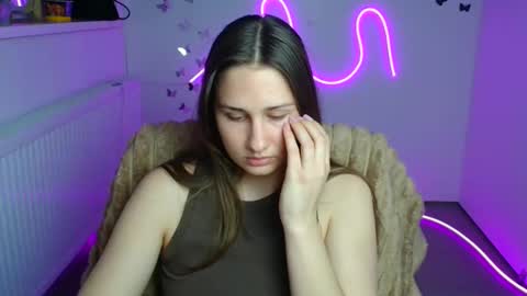 Snapshot of lora_kisses chatting on May 7, 2026, 6:30 am Lora online show from May 7, 2026, 6:30 am