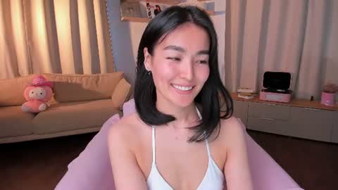 Snapshot of lora_lifelover chatting on June 13, 2026, 9:40 am Lora control 2 min for every new Fan Club subscriber online show from June 13, 2026, 9:40 am
