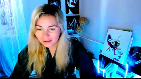 Lora online show from July 13, 2026, 2:36 am