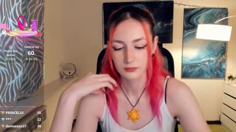 Lora online show from October 9, 2025, 8:56 am