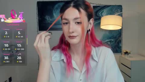 Lora online show from October 31, 2025, 11:00 am