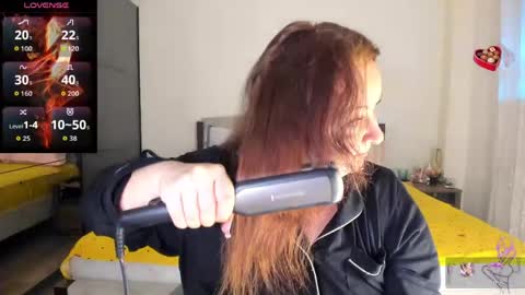 Lora online show from April 19, 2026, 10:36 am