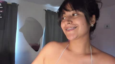 lore_rey online show from February 16, 2025, 9:38 pm