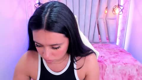 lorem_adams online show from March 5, 2025, 5:50 pm