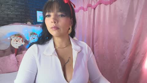 Loren online show from January 2, 2025, 9:50 pm