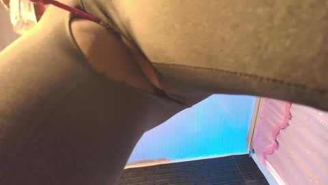 Loren online show from January 8, 2025, 10:06 pm