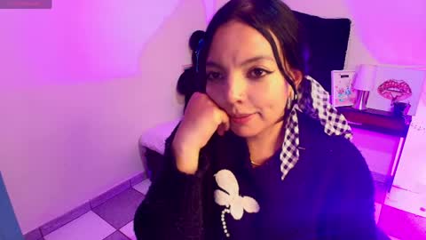 Loren online show from May 3, 2026, 10:16 pm