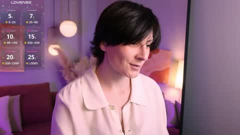 Snapshot of loren_daze chatting on June 5, 2026, 2:12 pm Loren online show from June 5, 2026, 2:12 pm