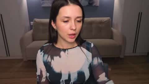 Loren online show from December 3, 2025, 2:15 pm