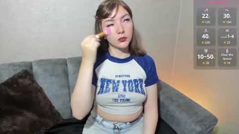Snapshot of loren_jacksoon chatting on July 16, 2026, 12:33 pm Loren online show from July 16, 2026, 12:33 pm