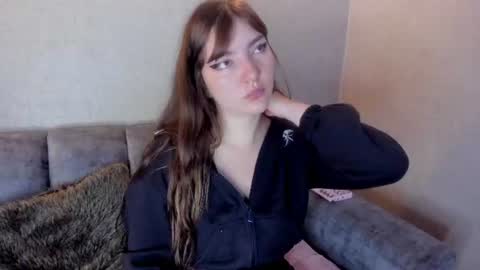 Snapshot of loren_jacksoon chatting on August 1, 2026, 7:35 pm Loren online show from August 1, 2026, 7:35 pm
