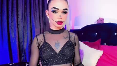 lesly lorena online show from October 31, 2025, 3:07 am