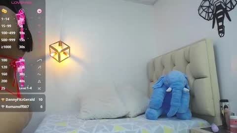 lorenadavies online show from March 11, 2025, 3:02 pm