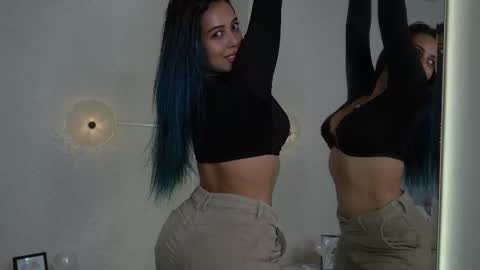 Snapshot of lorenallen_ chatting on November 2, 2025, 1:19 am Loren Allen online show from November 2, 2025, 1:19 am