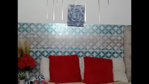 lorenaluna online show from February 22, 2026, 11:20 am