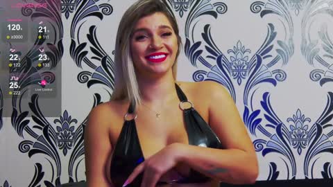 lorenaryan online show from January 20, 2025, 5:27 pm