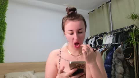 Amelia online show from March 7, 2025, 8:11 pm