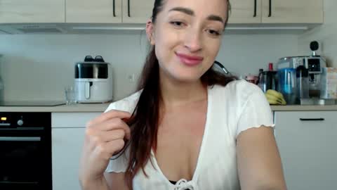 Snapshot of lorenneinspiring chatting on September 13, 2025, 8:03 am LorenneInspiring online show from September 13, 2025, 8:03 am