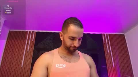  L O R E N Z O  Thumbs Up help  online show from February 21, 2026, 5:25 pm