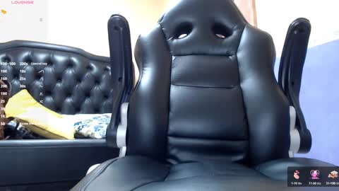 Snapshot of lorenzoreyes_ chatting on September 10, 2025, 5:02 pm LorenzoReyes online show from September 10, 2025, 5:02 pm