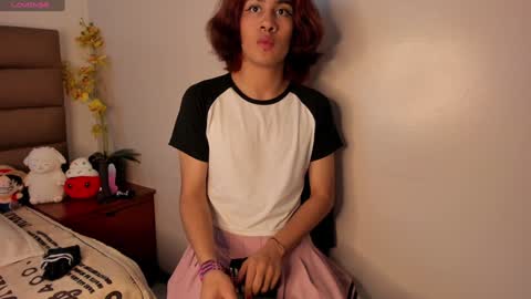 LorettMatthew online show from December 29, 2024, 9:39 am