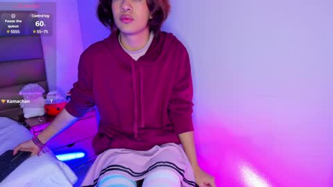 LorettMatthew online show from December 31, 2024, 12:15 pm