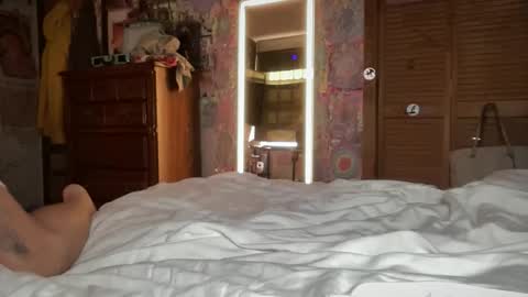Snapshot of lorikane chatting on April 20, 2026, 7:59 pm Lorelai Kane online show from April 20, 2026, 7:59 pm