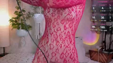 Snapshot of lornadyer chatting on May 13, 2026, 3:04 am Lorna online show from May 13, 2026, 3:04 am