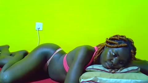 Snapshot of lorr982567 chatting on November 15, 2025, 6:04 pm lorr982567 online show from November 15, 2025, 6:04 pm