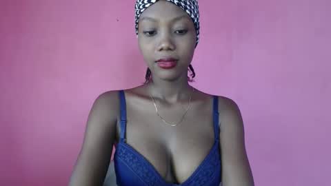 Snapshot of lorrycutie16 chatting on May 10, 2026, 12:21 pm lorrycutie16 online show from May 10, 2026, 12:21 pm