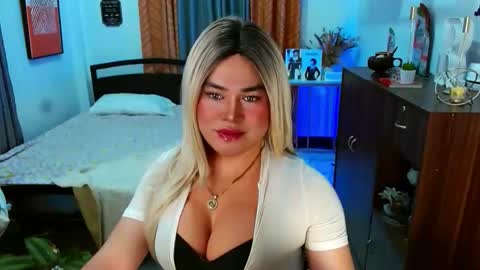 Snapshot of los_bondad chatting on March 11, 2026, 11:38 am Los online show from March 11, 2026, 11:38 am