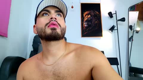 JUAN  JUAN online show from June 4, 2026, 11:22 pm