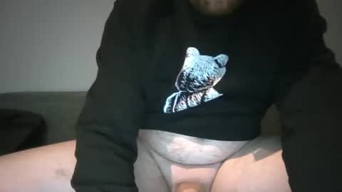 Snapshot of losertobiass chatting on April 20, 2026, 9:27 pm losertobiass online show from April 20, 2026, 9:27 pm