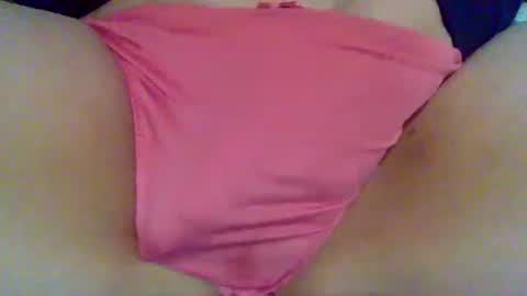 lottie_bee online show from March 3, 2025, 12:59 am